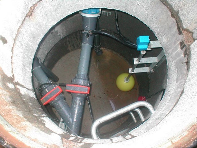 Колодец системы вакуумной канализации ОПТИМА с установленым оборудованием 
